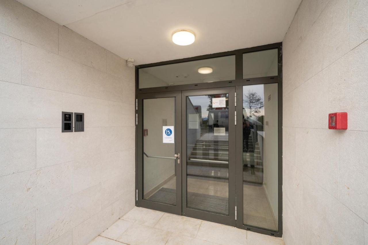 Apartamento Mannequin: Sea View, Private Parking In The Garage Rijeka Exterior foto